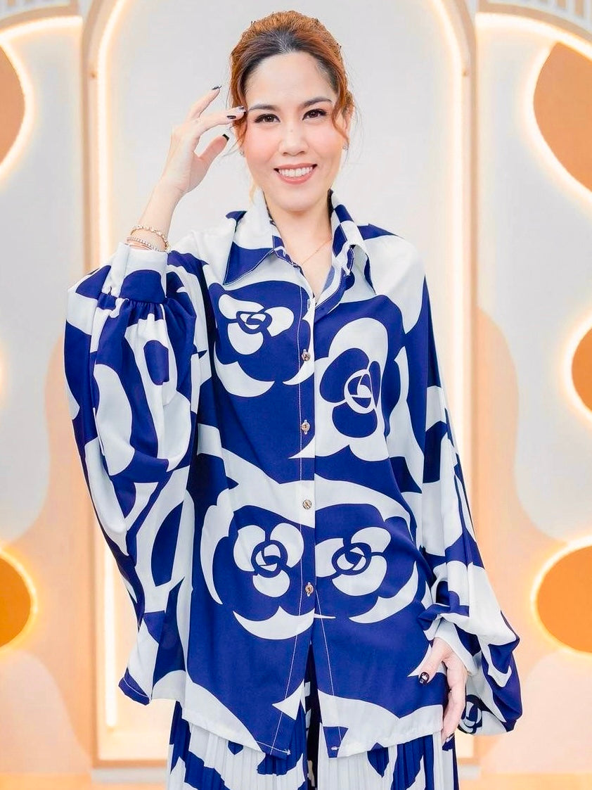 Oversized batsleeve blouse