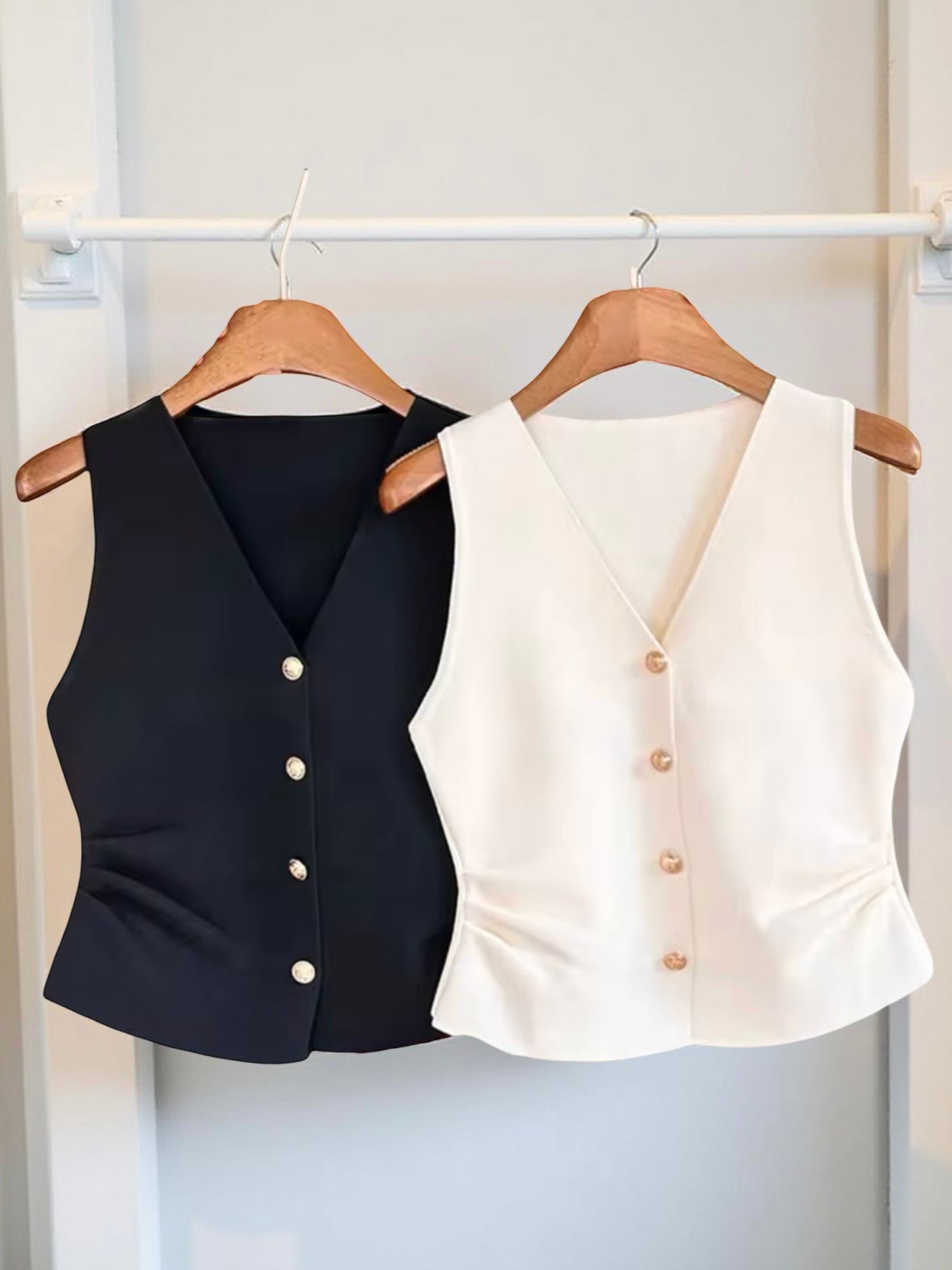 Chic vest top