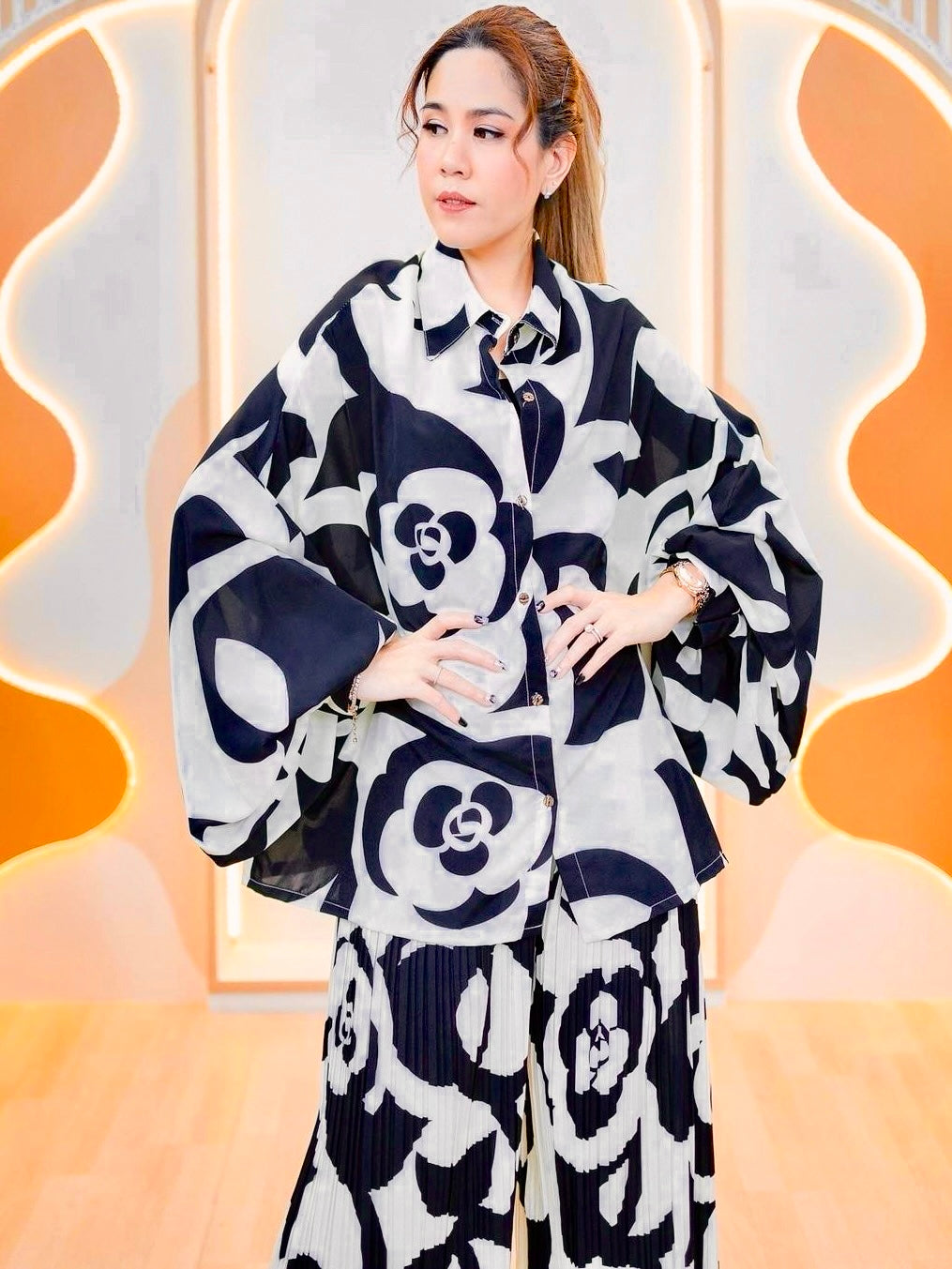 Oversized batsleeve blouse