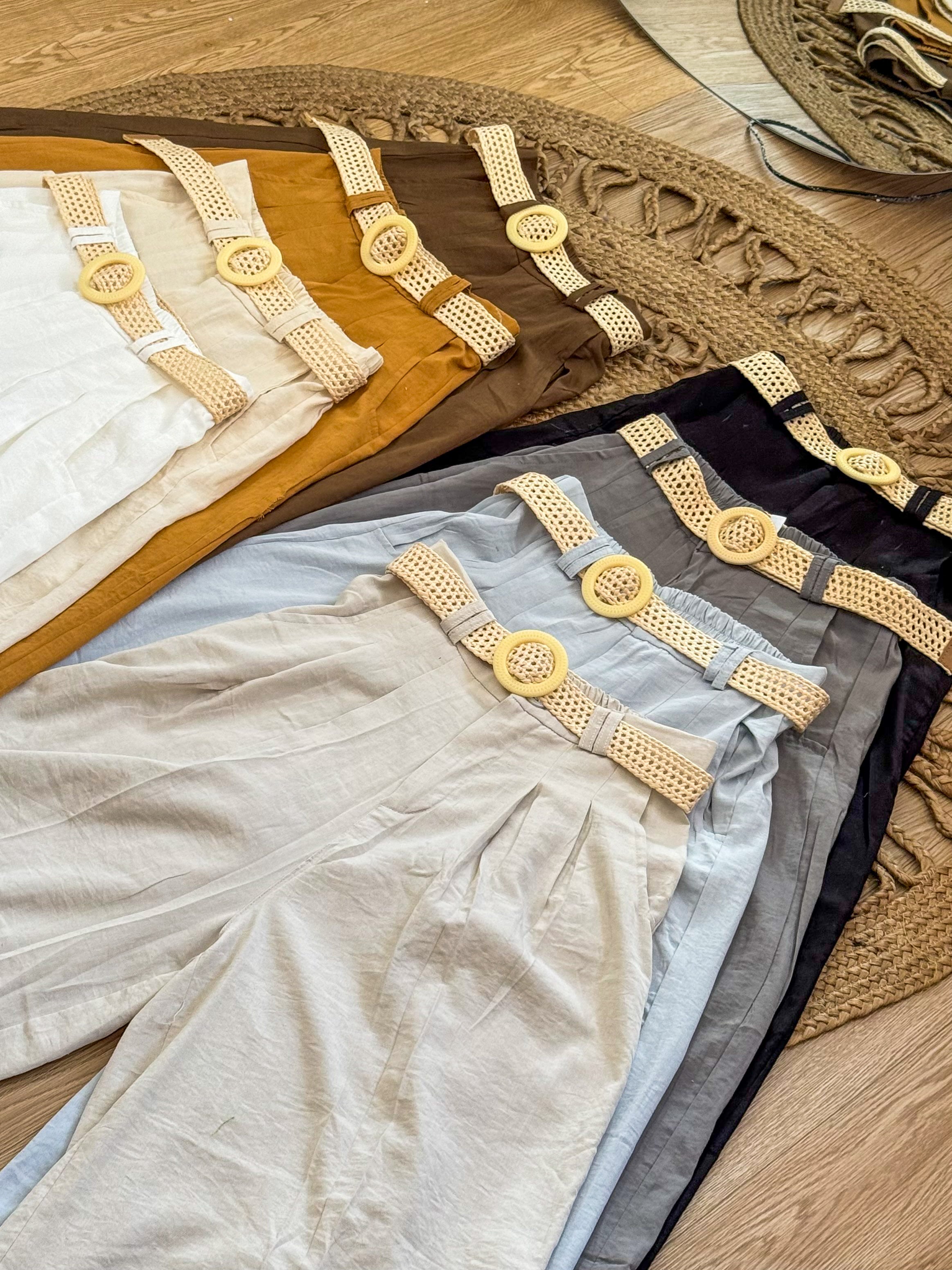 Casual wide leg pants with belt