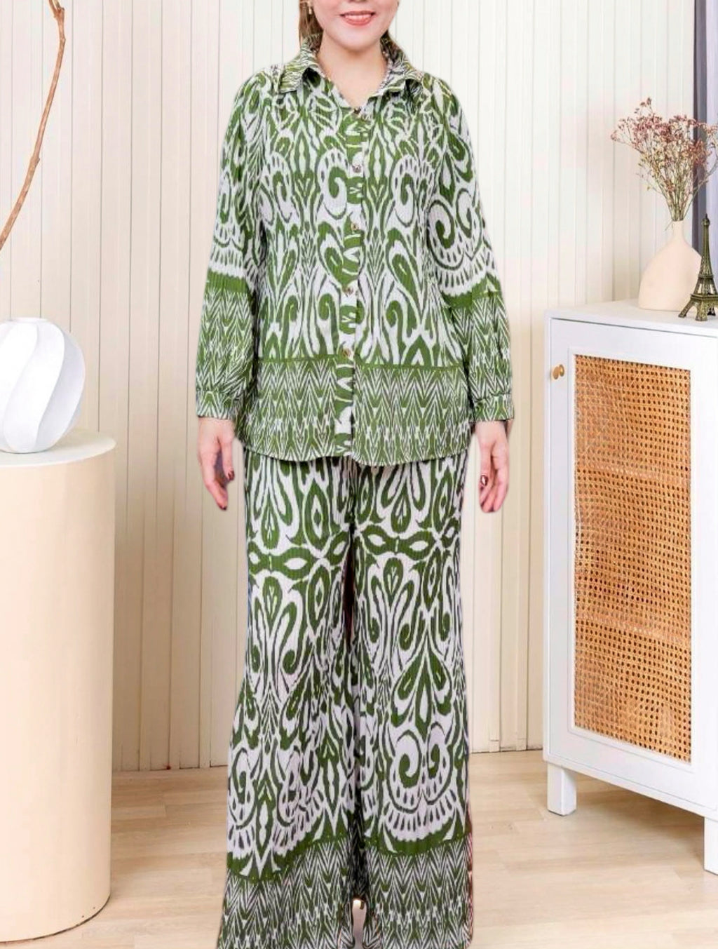 Pleated blouse & pants set