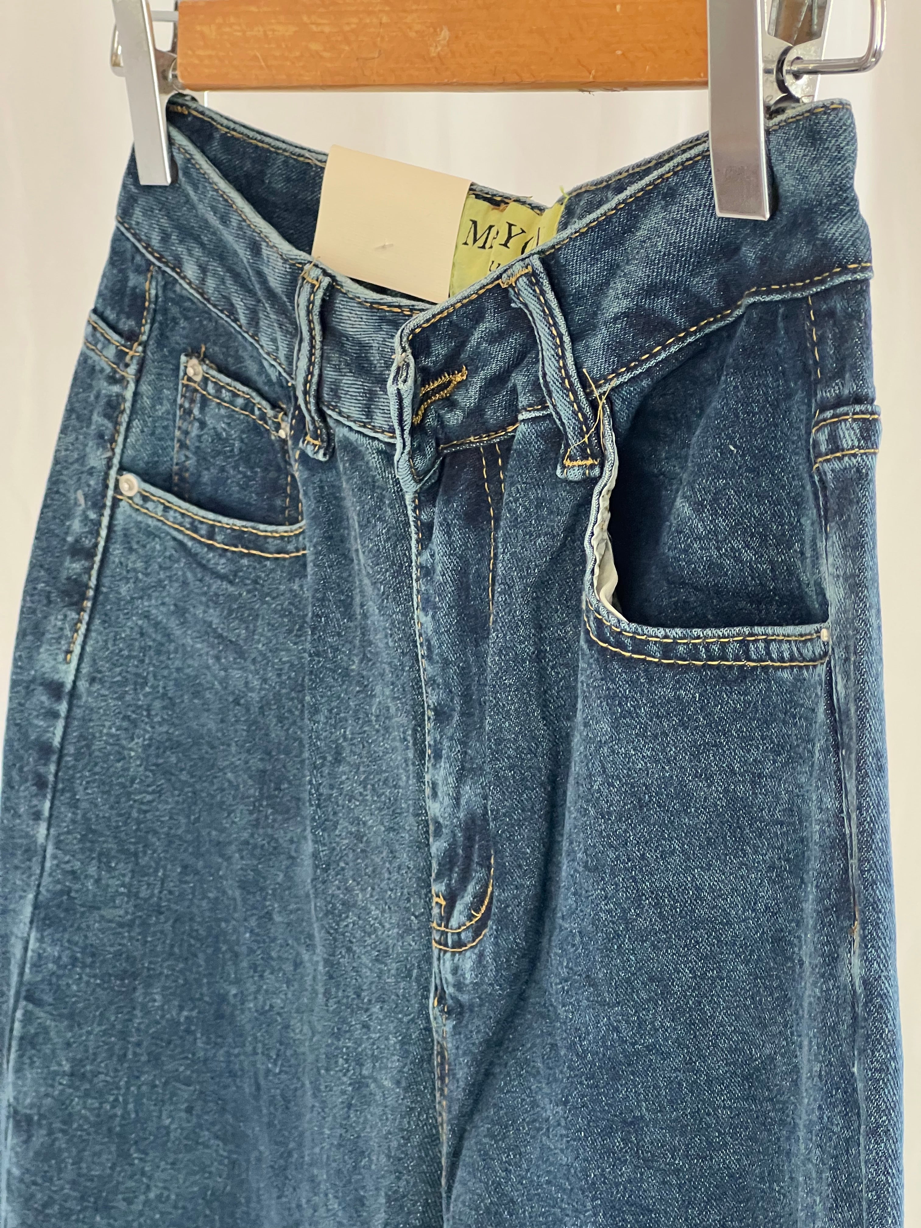 Wide leg jeans